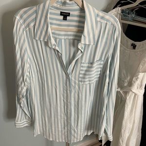 Torrid blue and white stripe rayon button down shirt size 1 (1X/14-16)
